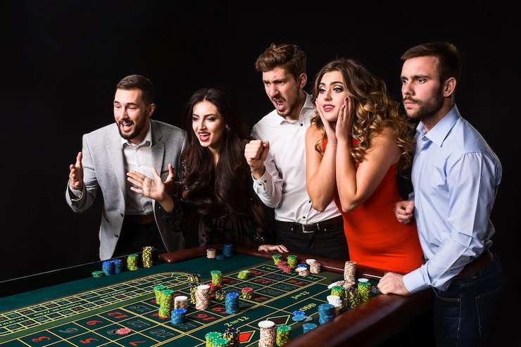 Free Bet Blackjack table layout and dealer setup
